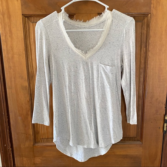 Gray v-neck top - Picture 1 of 2